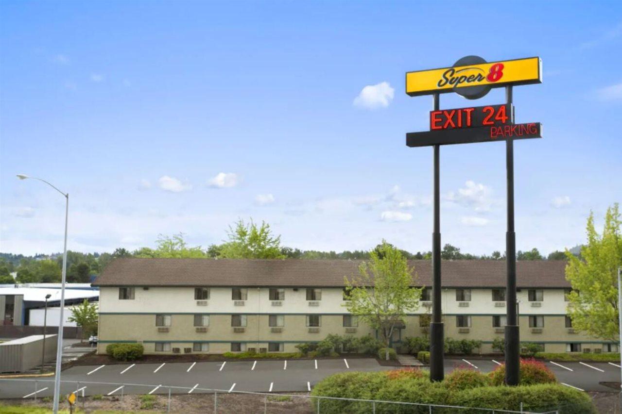 Super 8 By Wyndham Portland Airport Hotell Eksteriør bilde