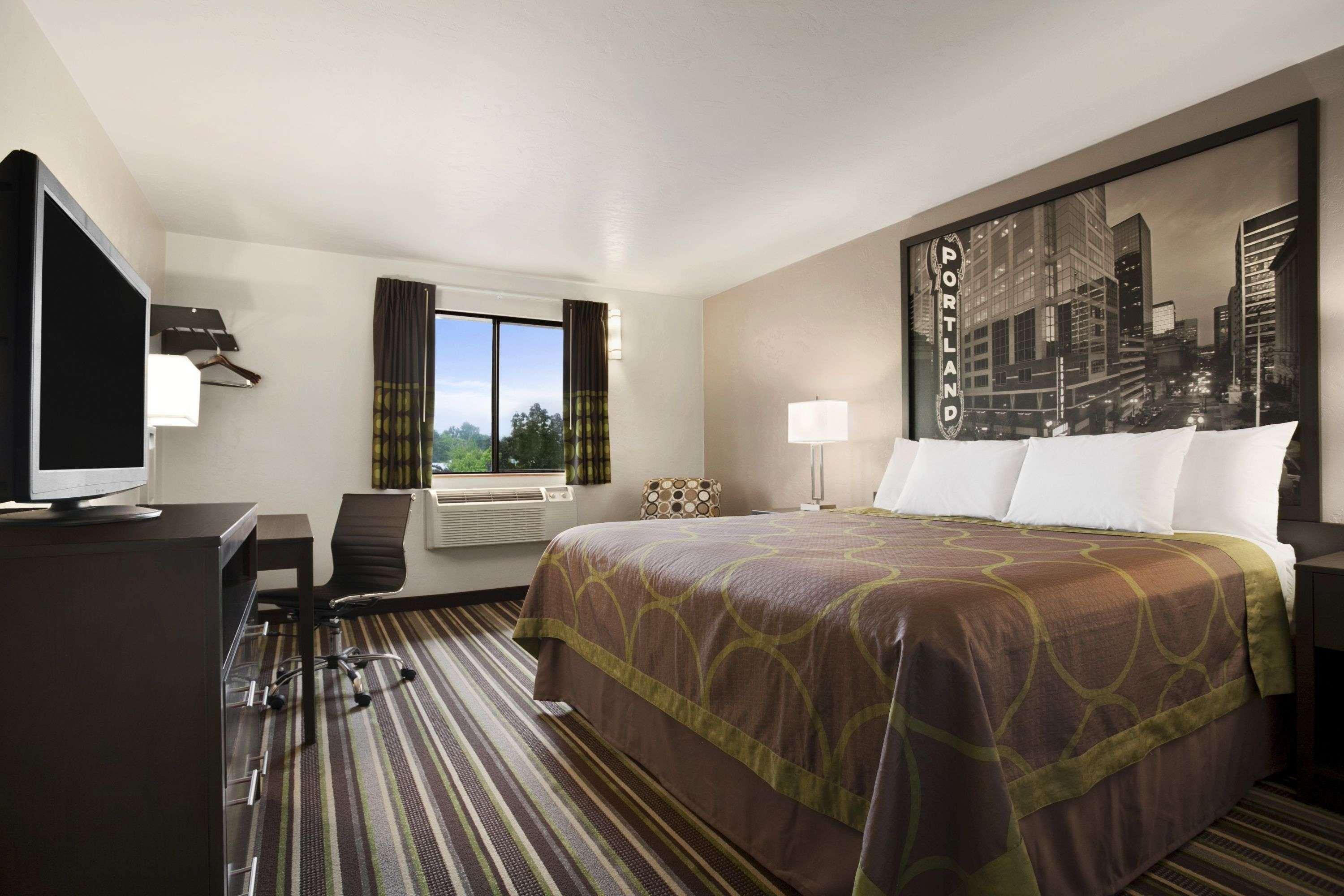Super 8 By Wyndham Portland Airport Hotell Eksteriør bilde